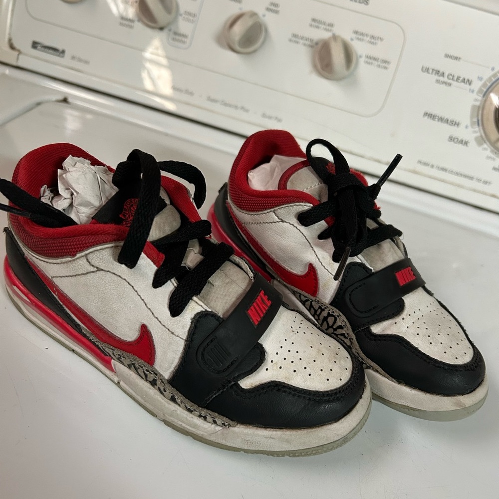 Nike Kids' White, Red, and Black Sneakers